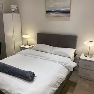 I&j Apartment